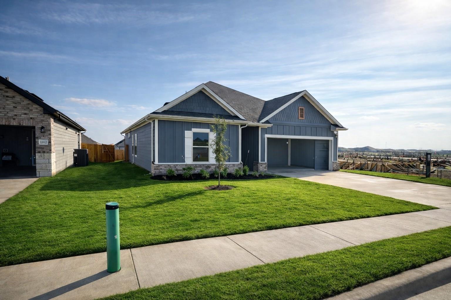 176 Wind Hill, Jarrell, TX 76537