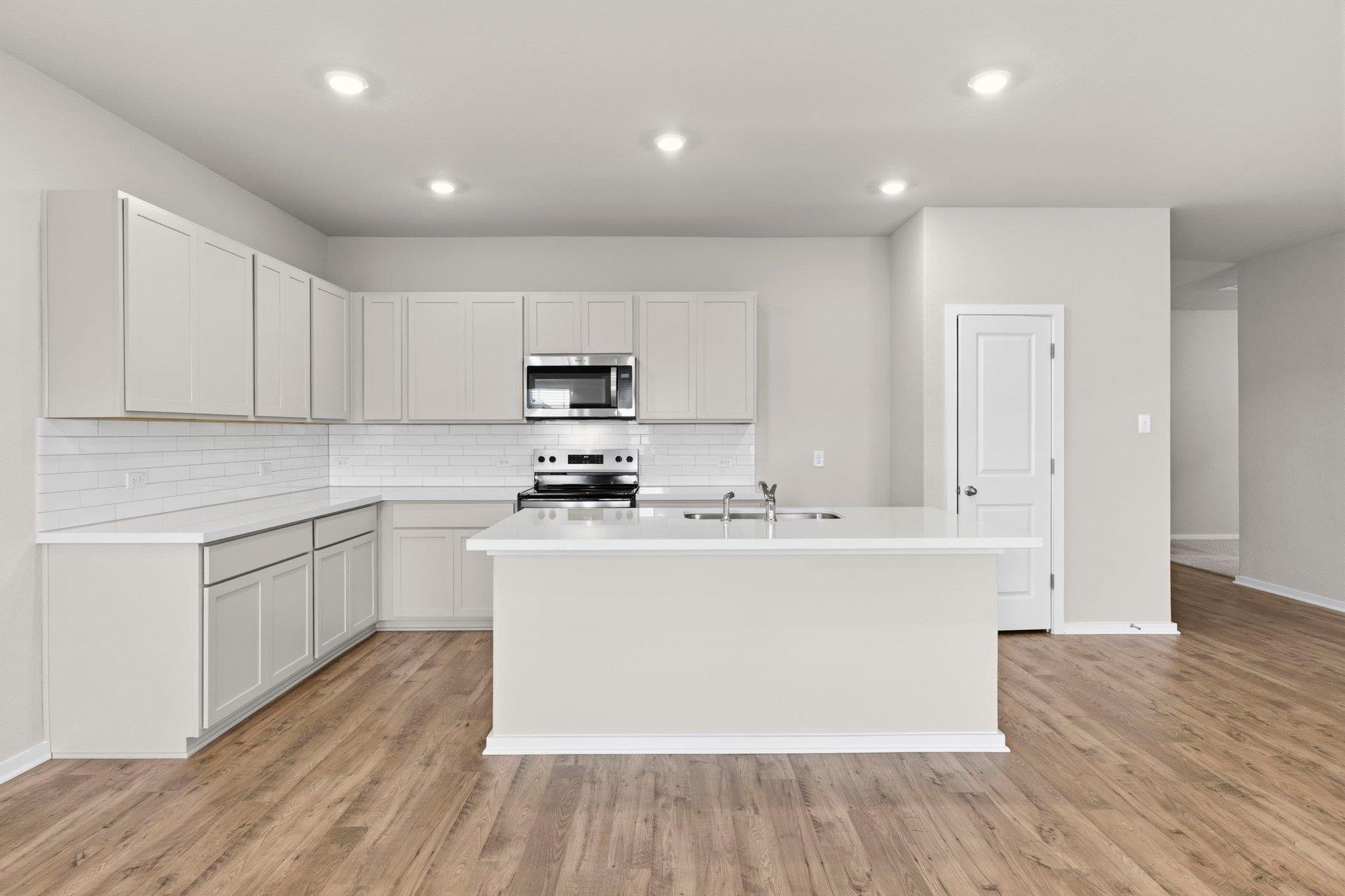 176 Wind Hill, Jarrell, TX 76537