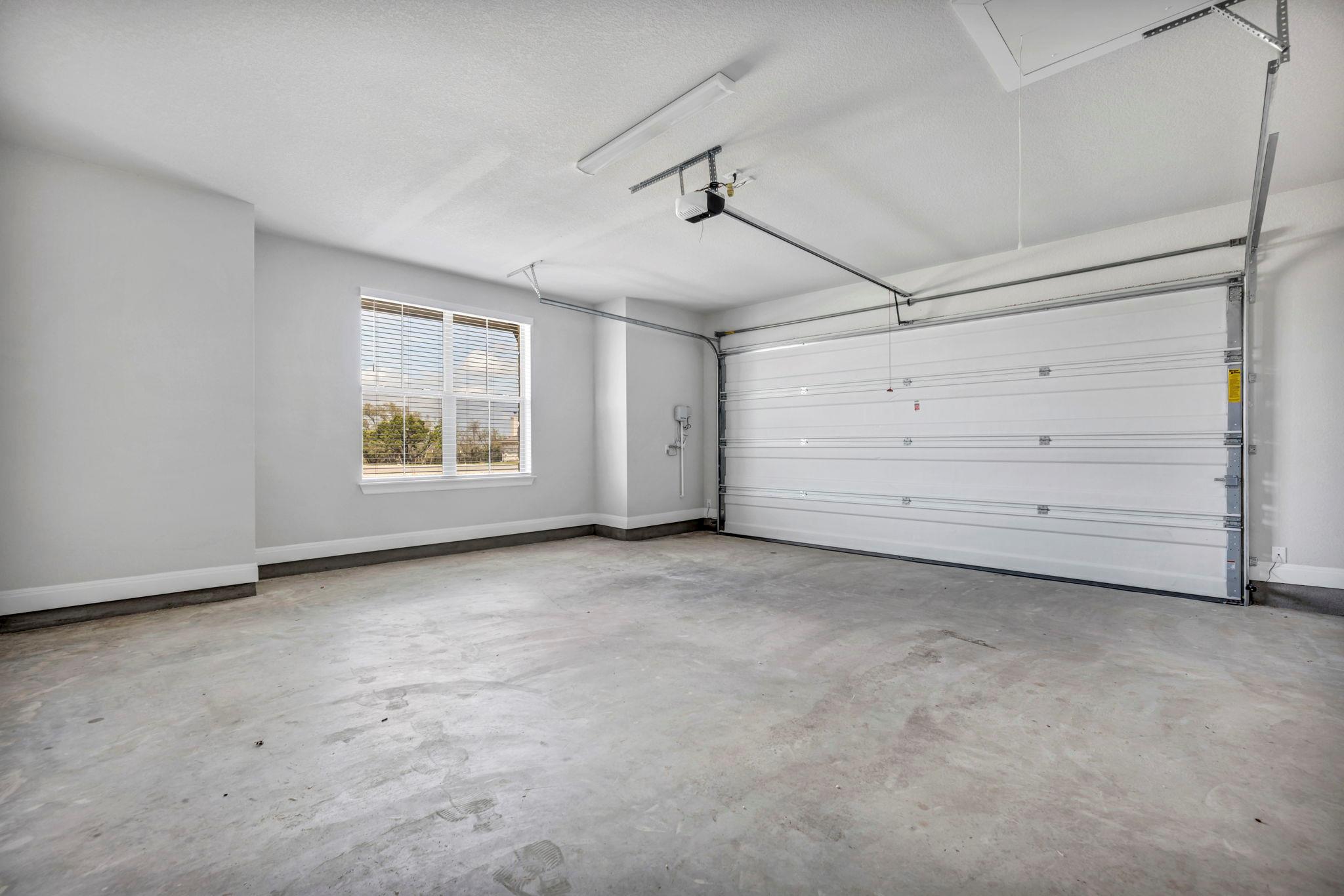 280 Wellborn Rd, Liberty Hill, TX 78642