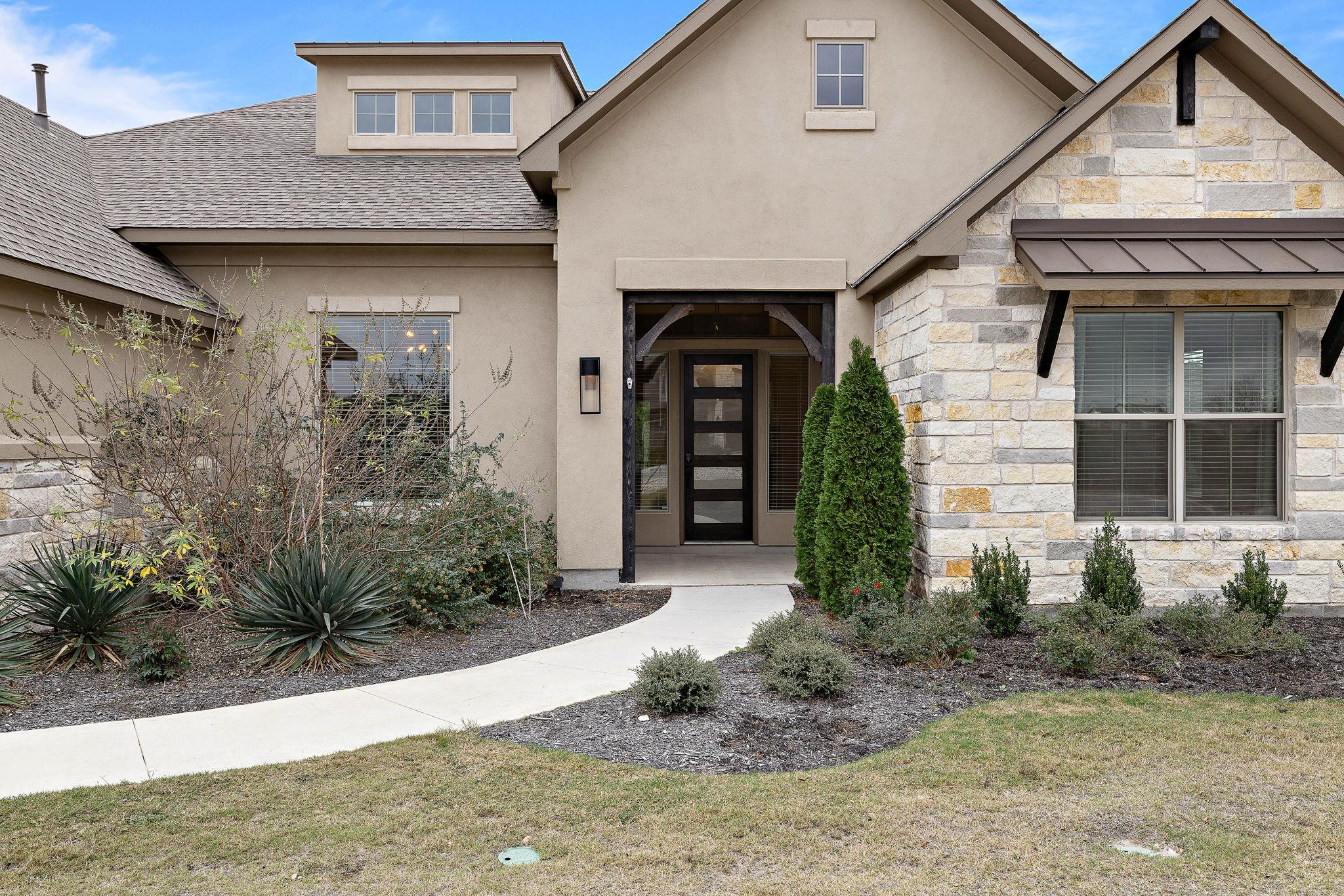 280 Wellborn Rd, Liberty Hill, TX 78642