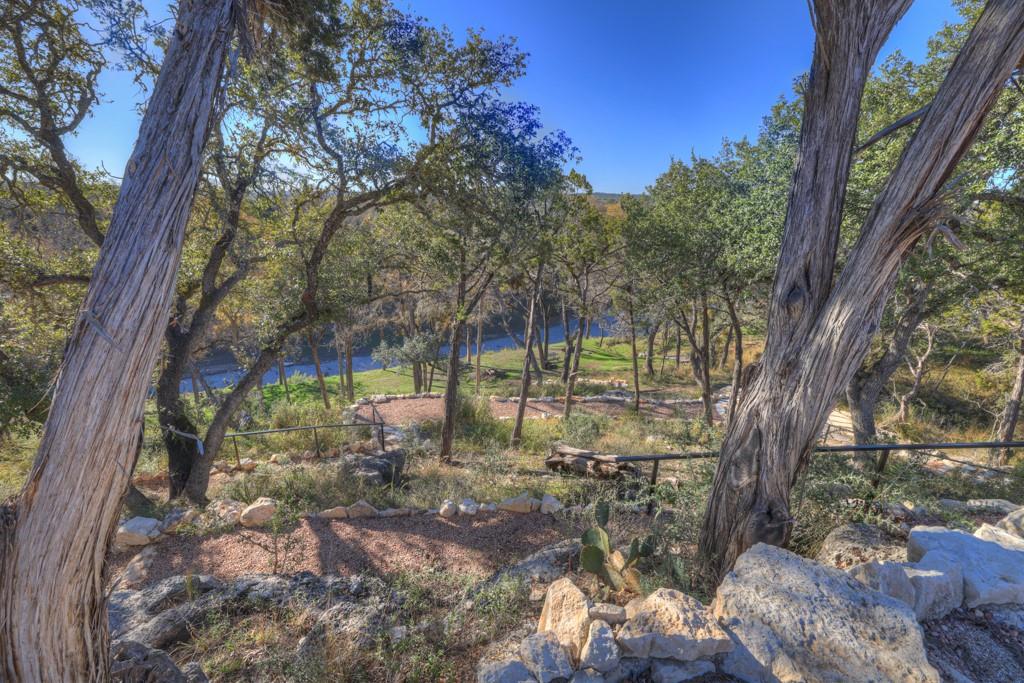 1736 Demi John Bend Rd, Canyon Lake, TX 78133