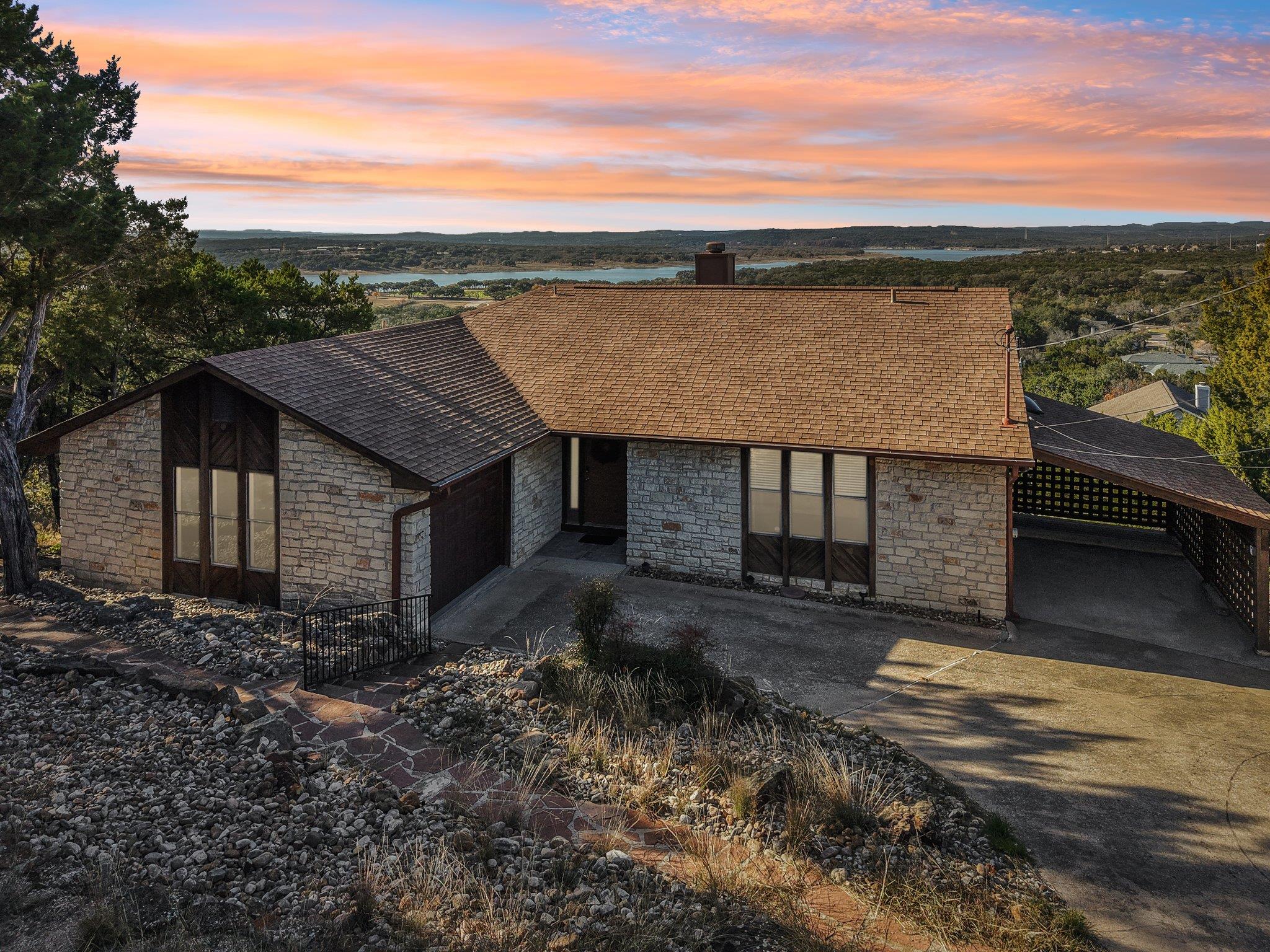 21009 Fawn Ridge Dr, Lago Vista, TX 78645