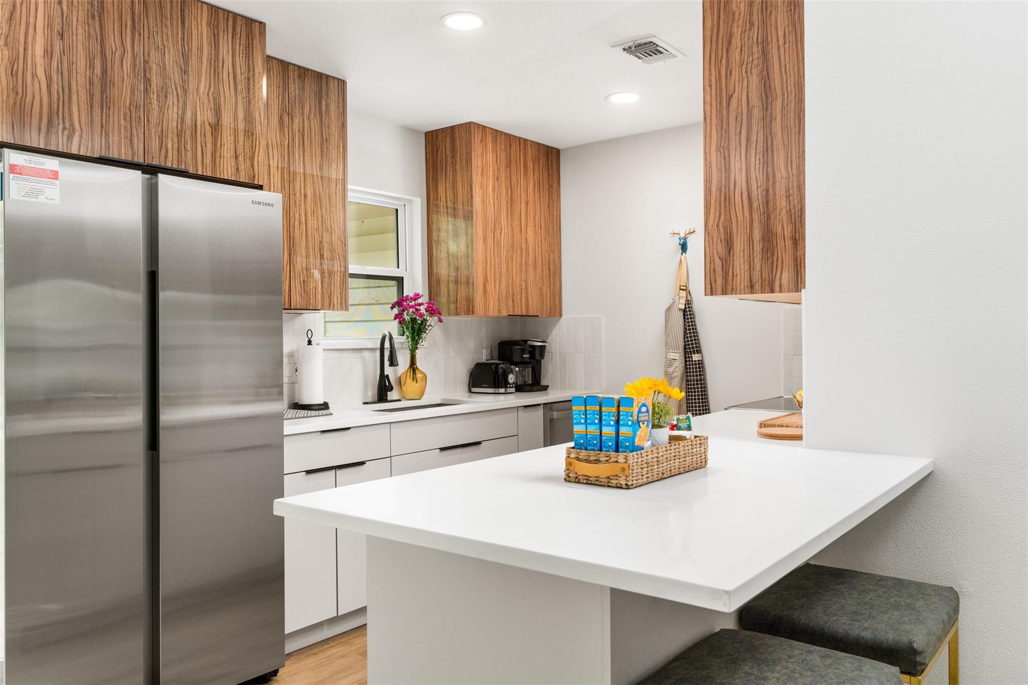 11807 Oakwood Dr, Austin, TX 78753