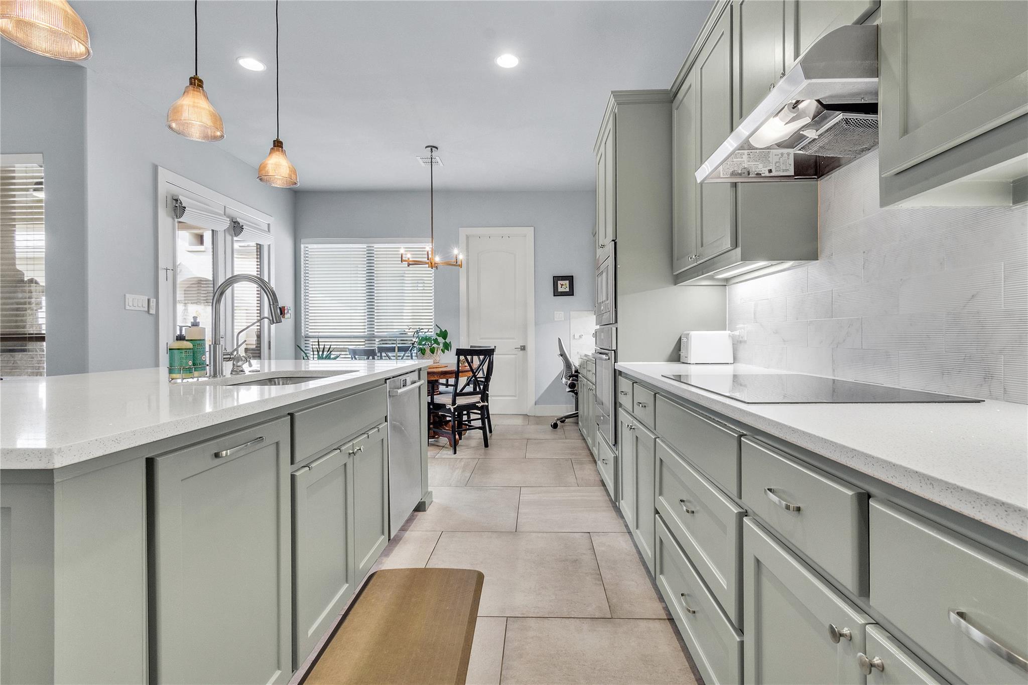 434 Stagecoach Trl, San Marcos, TX 78666