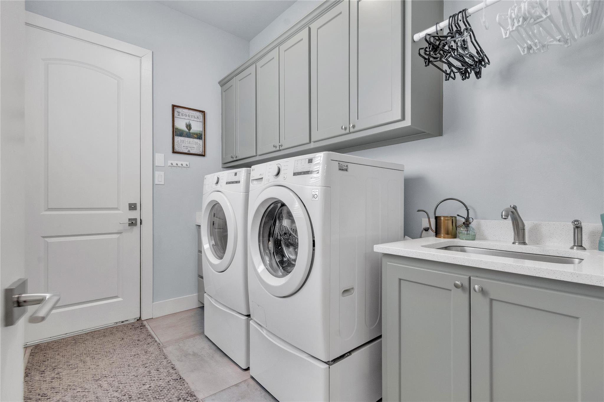 434 Stagecoach Trl, San Marcos, TX 78666