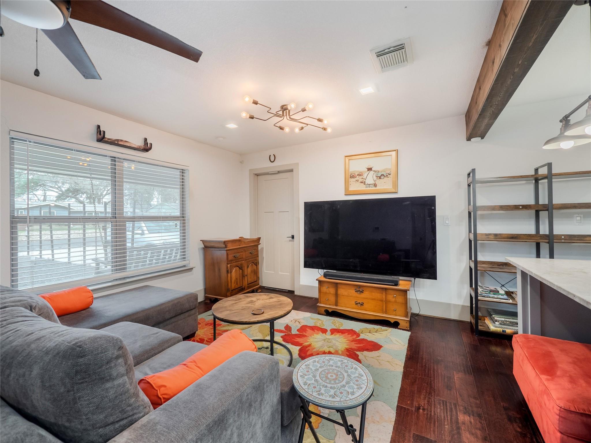 5701 Avenue G, Austin, TX 78752