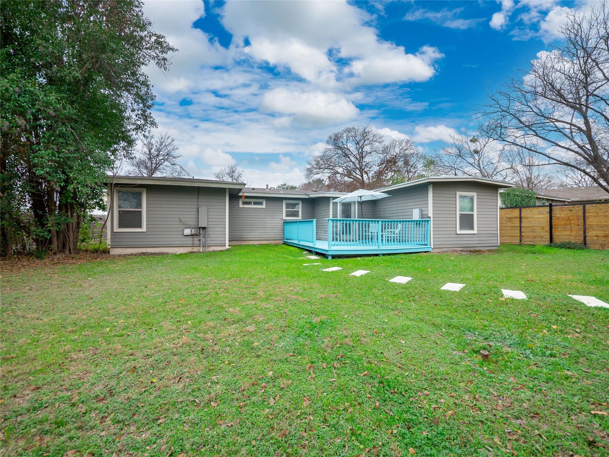 5701 Avenue G, Austin, TX 78752