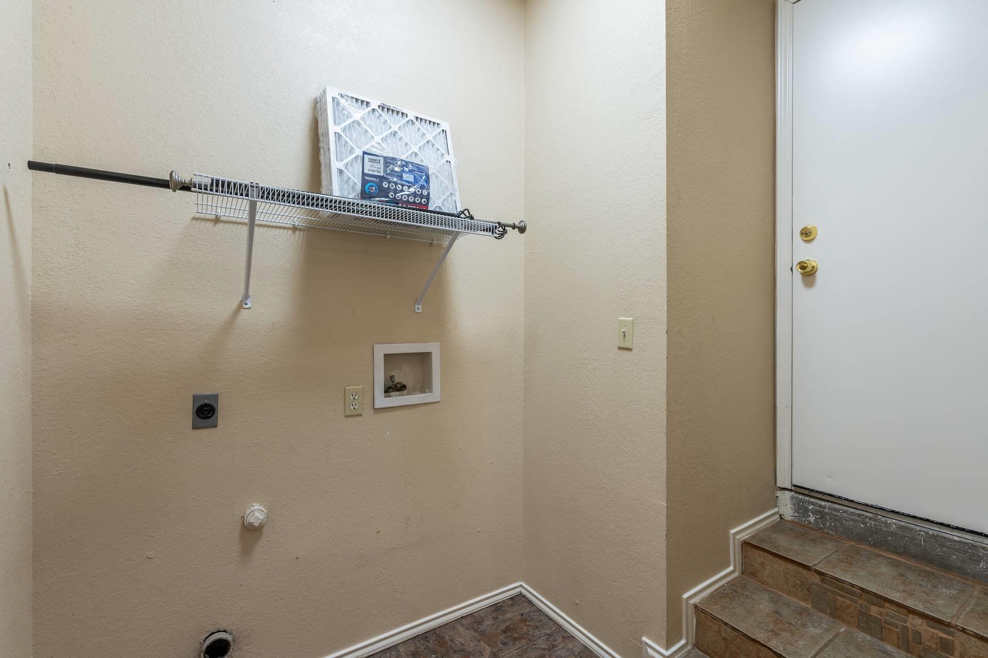 7704 Plateau Cv, Lago Vista, TX 78645