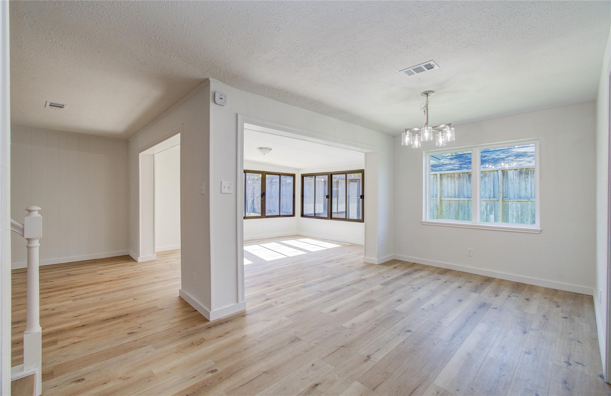 10730 Clear Cove Ln, Houston, TX 77041