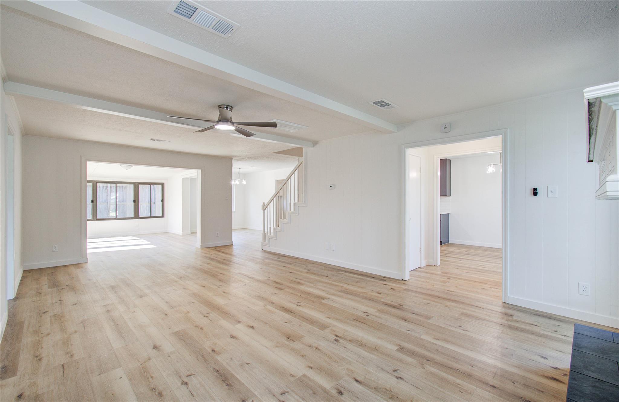 10730 Clear Cove Ln, Houston, TX 77041