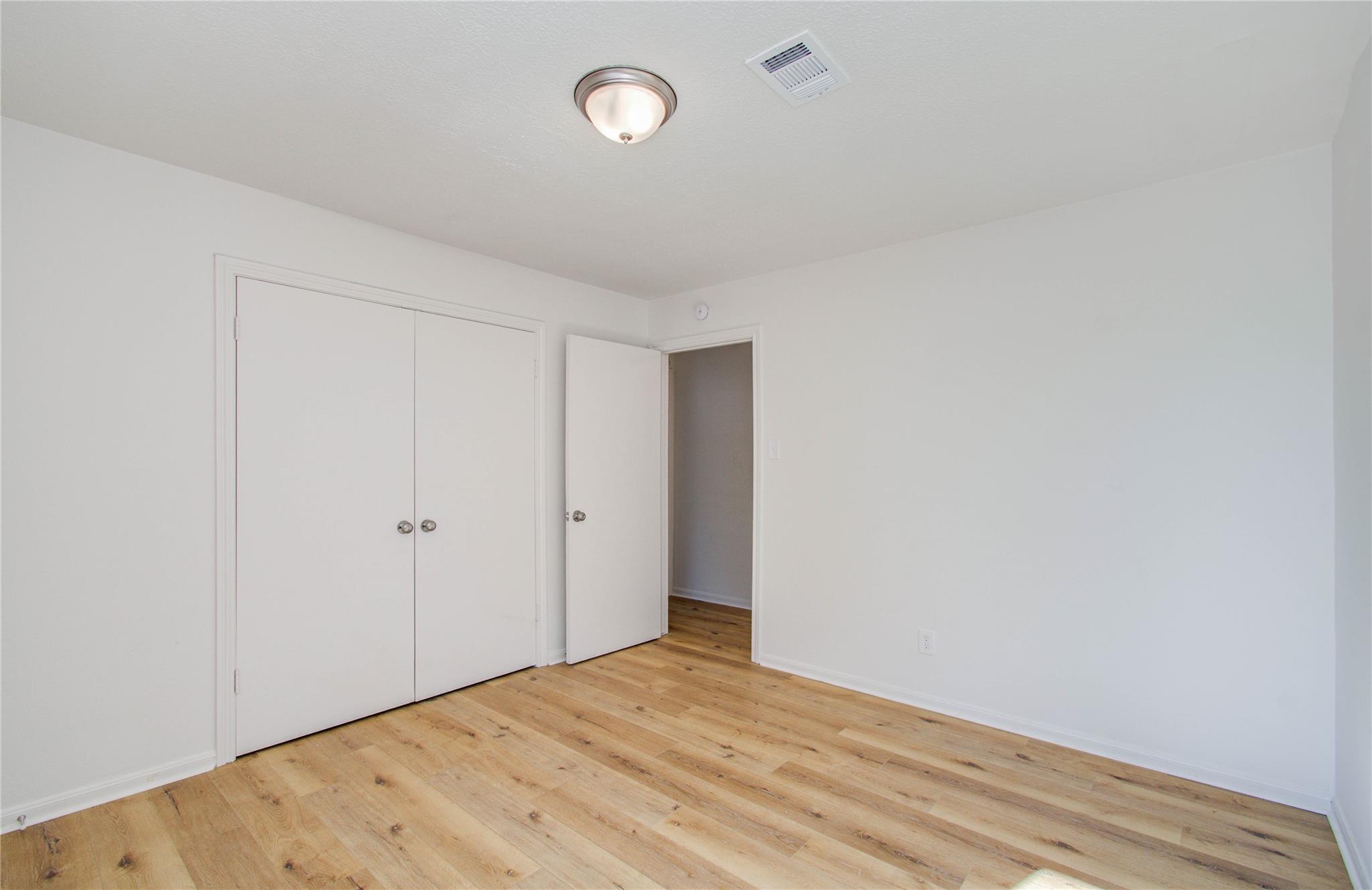 10730 Clear Cove Ln, Houston, TX 77041