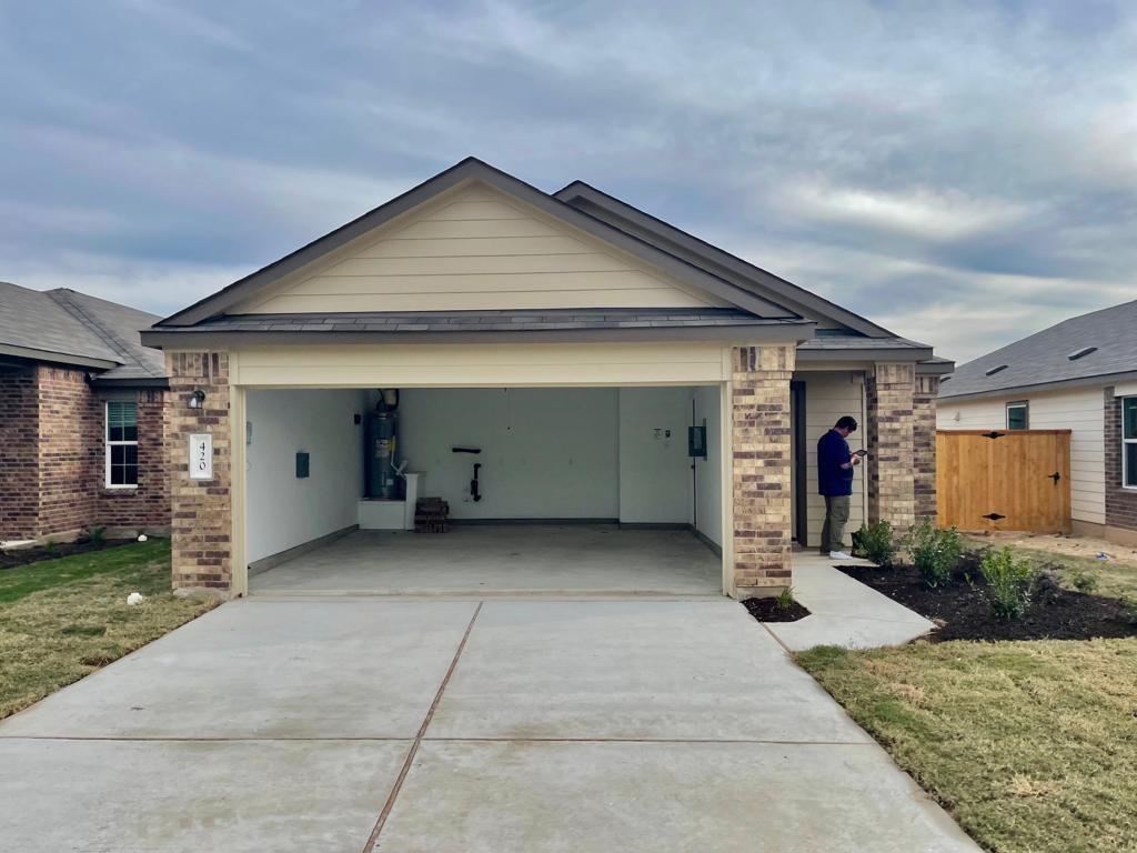 420 Perfect World Loop, Jarrell, TX 76537