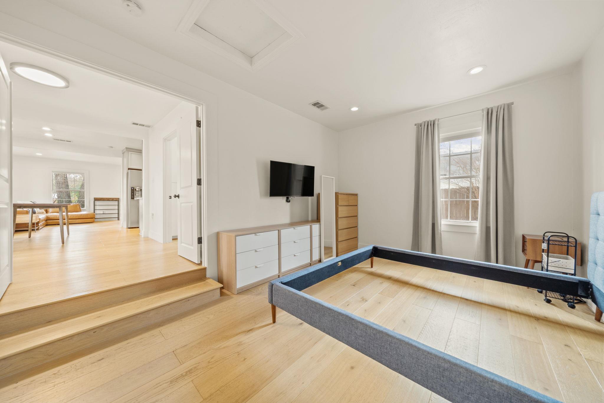 912 Mansell Ave, Austin, TX 78702