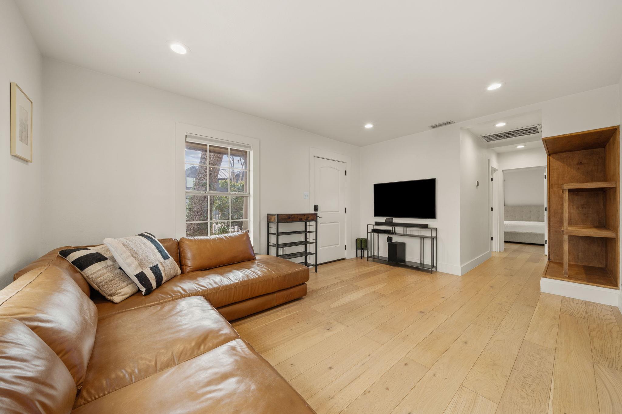 912 Mansell Ave, Austin, TX 78702