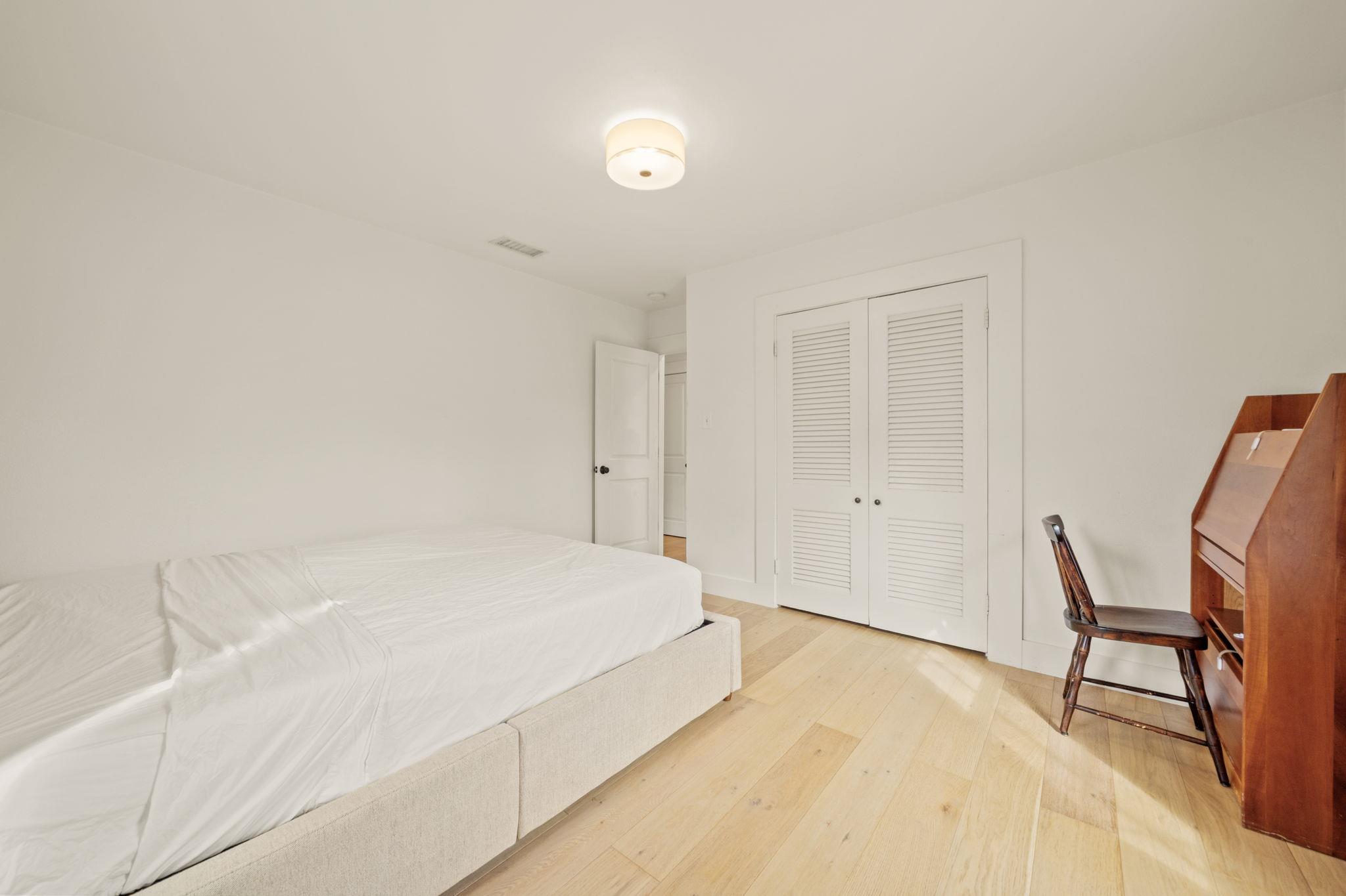 912 Mansell Ave, Austin, TX 78702