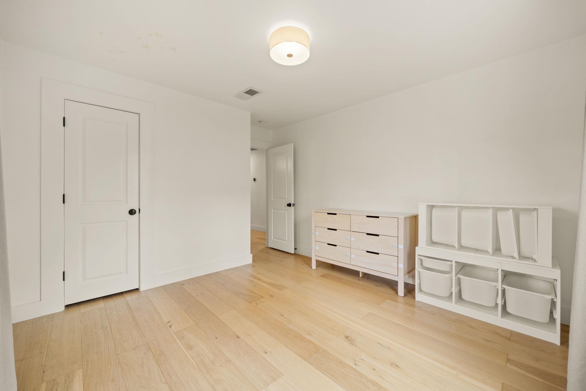 912 Mansell Ave, Austin, TX 78702