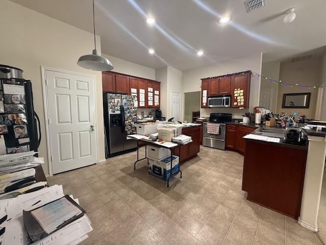 2001 Hearthstone Dr, San Marcos, TX 78666