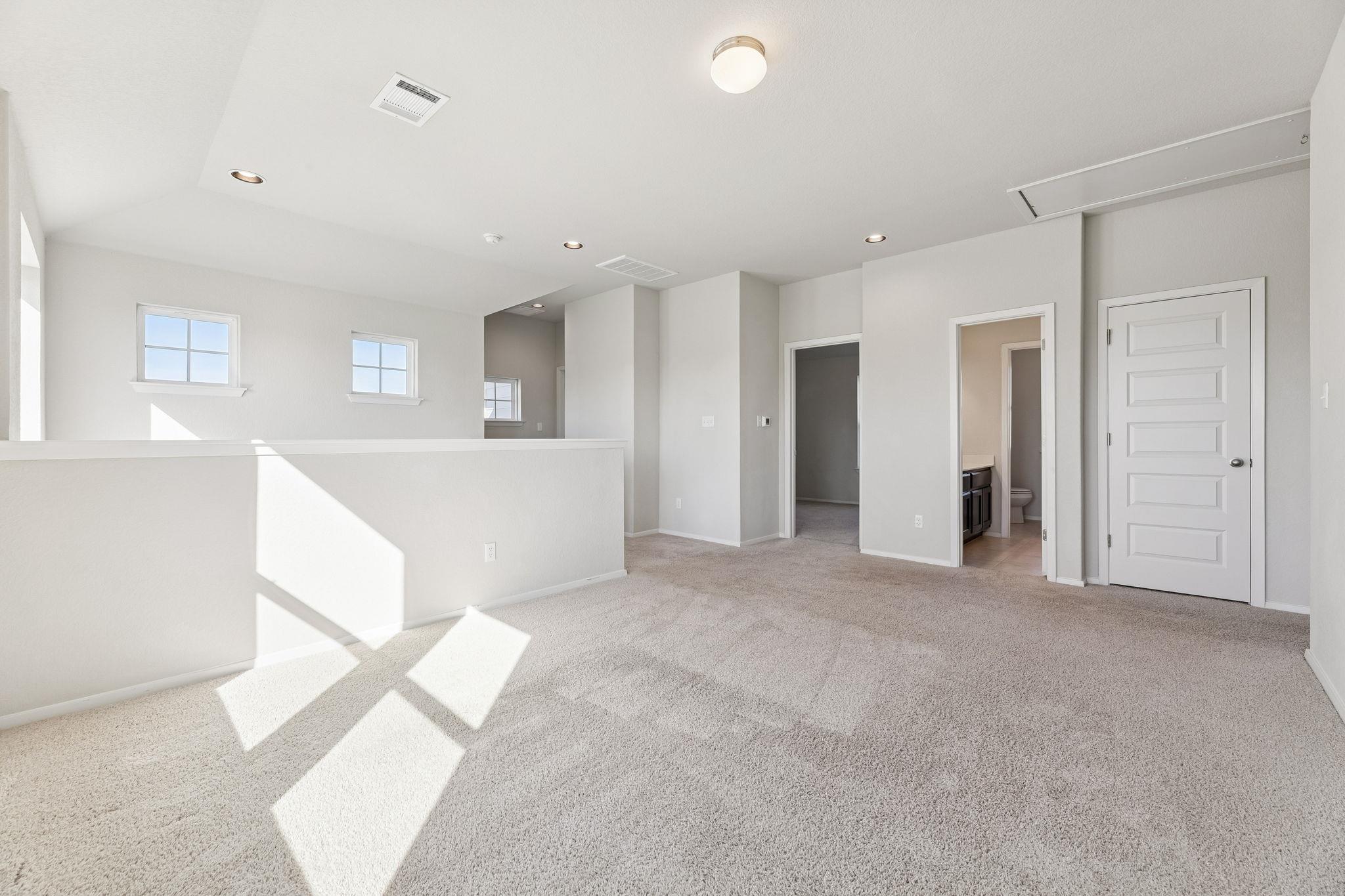 316 Insider Loop, Elgin, TX 78621