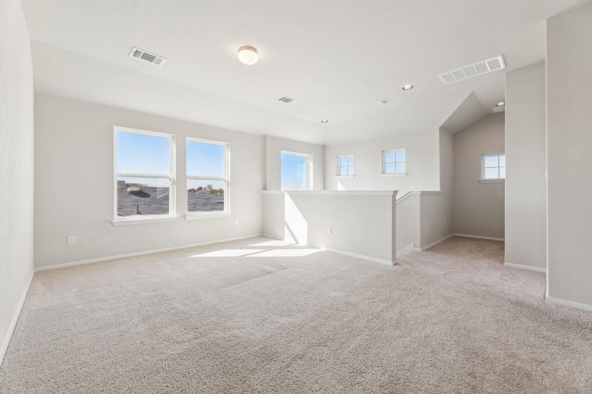 316 Insider Loop, Elgin, TX 78621