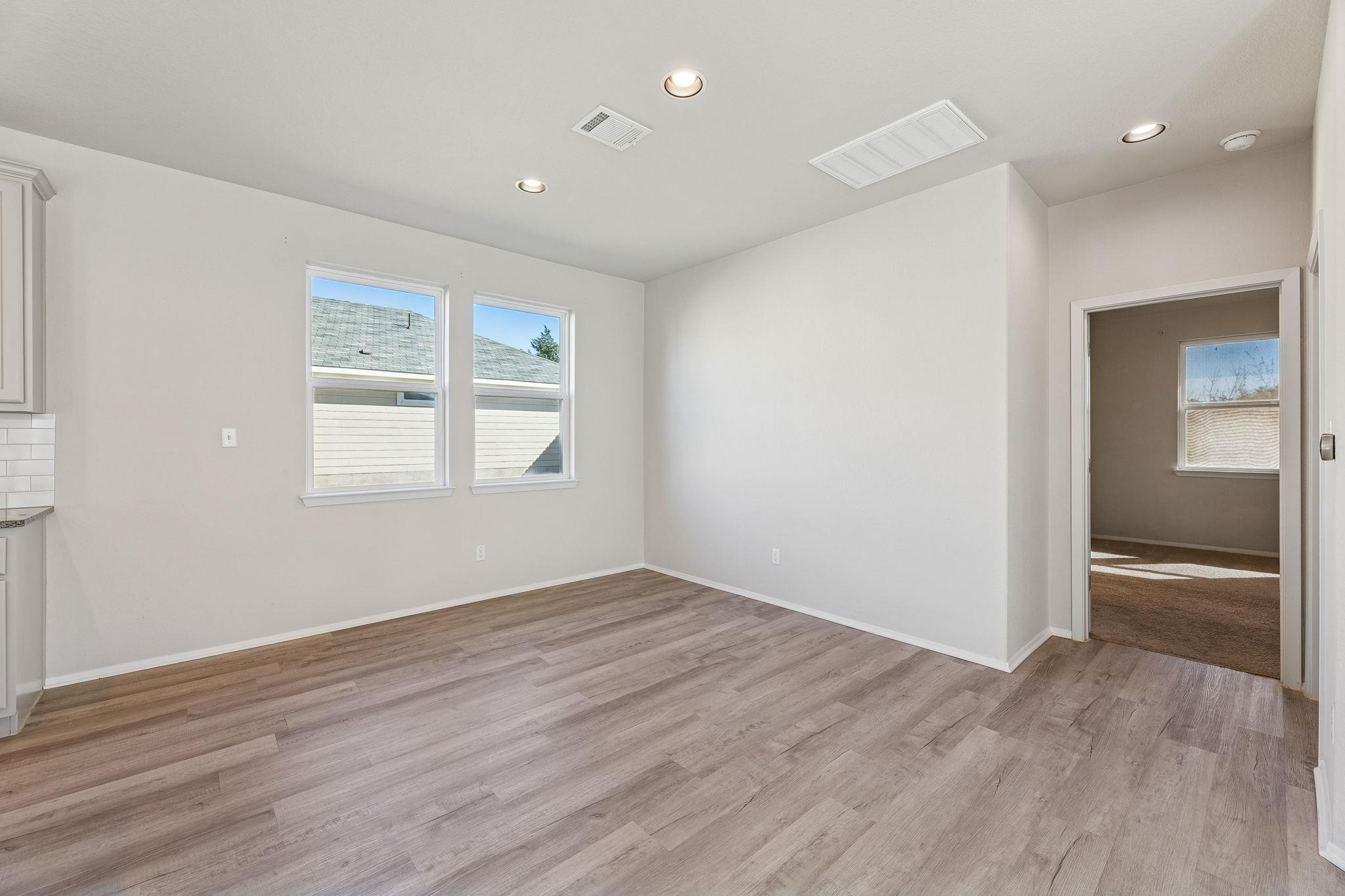 316 Insider Loop, Elgin, TX 78621