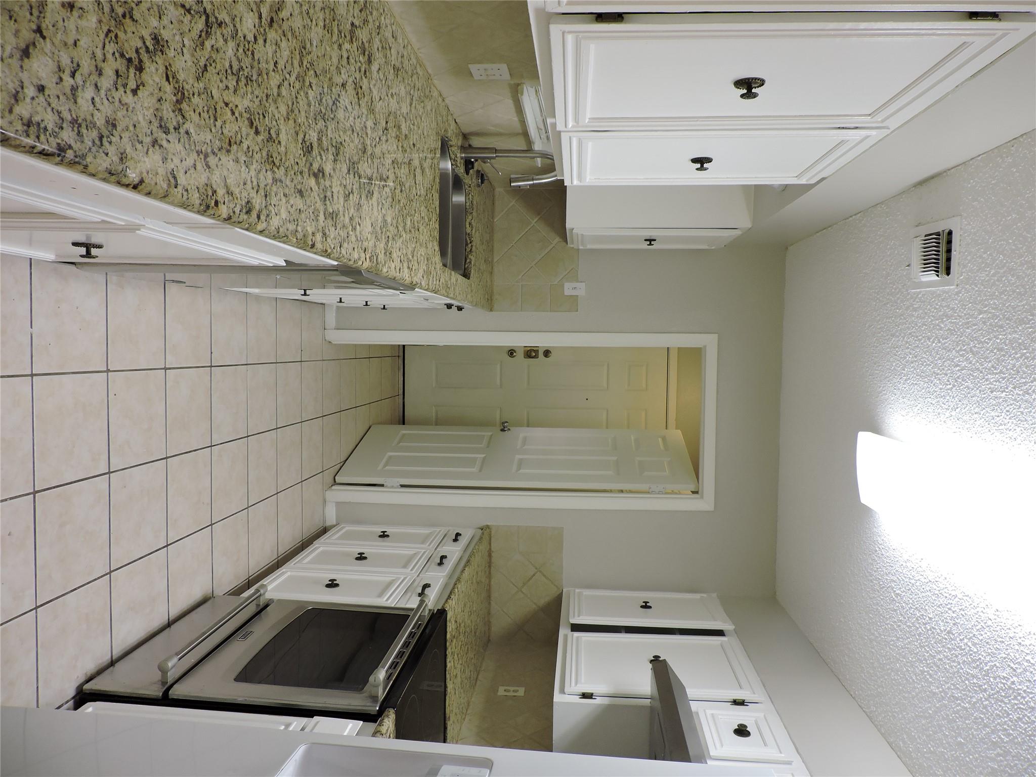 8509 Fathom Cir # B, Austin, TX 78750