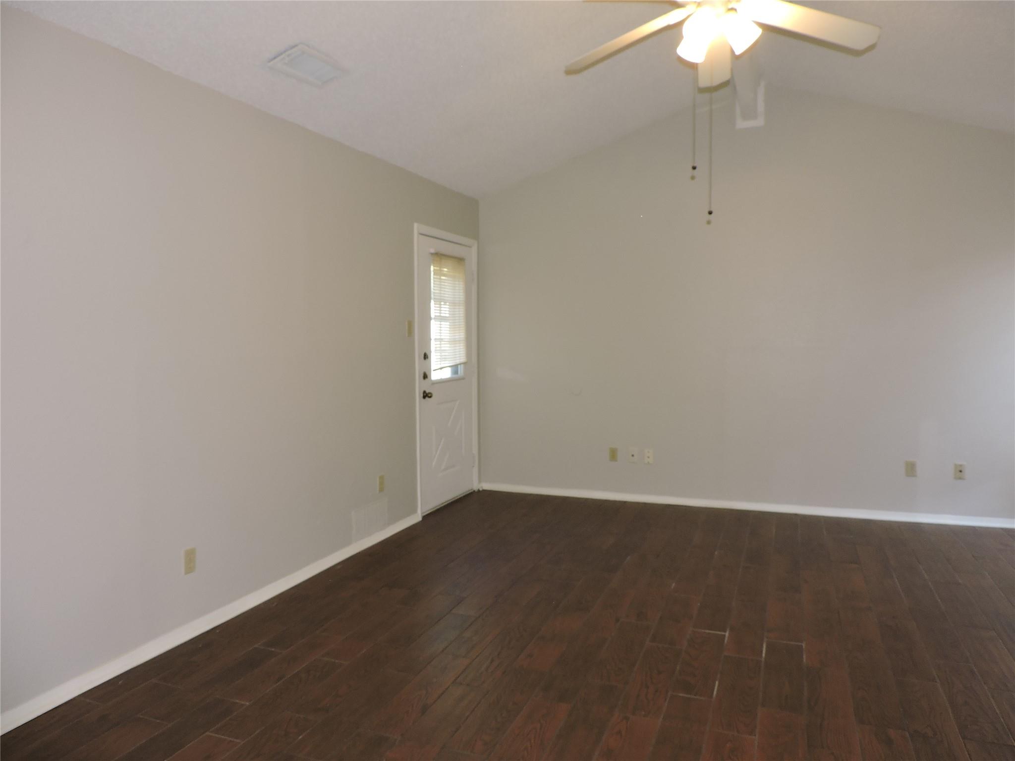 8509 Fathom Cir # B, Austin, TX 78750