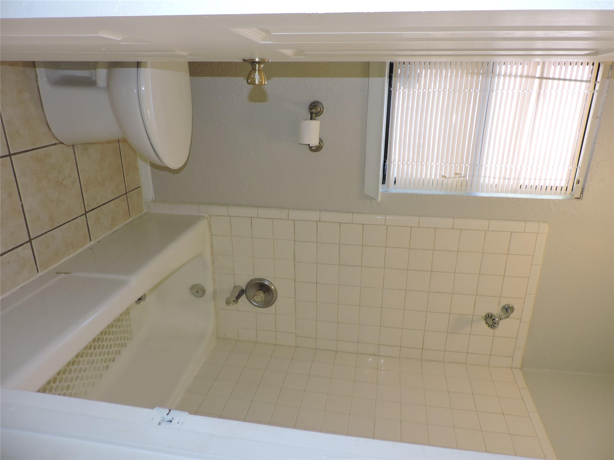 8509 Fathom Cir # B, Austin, TX 78750