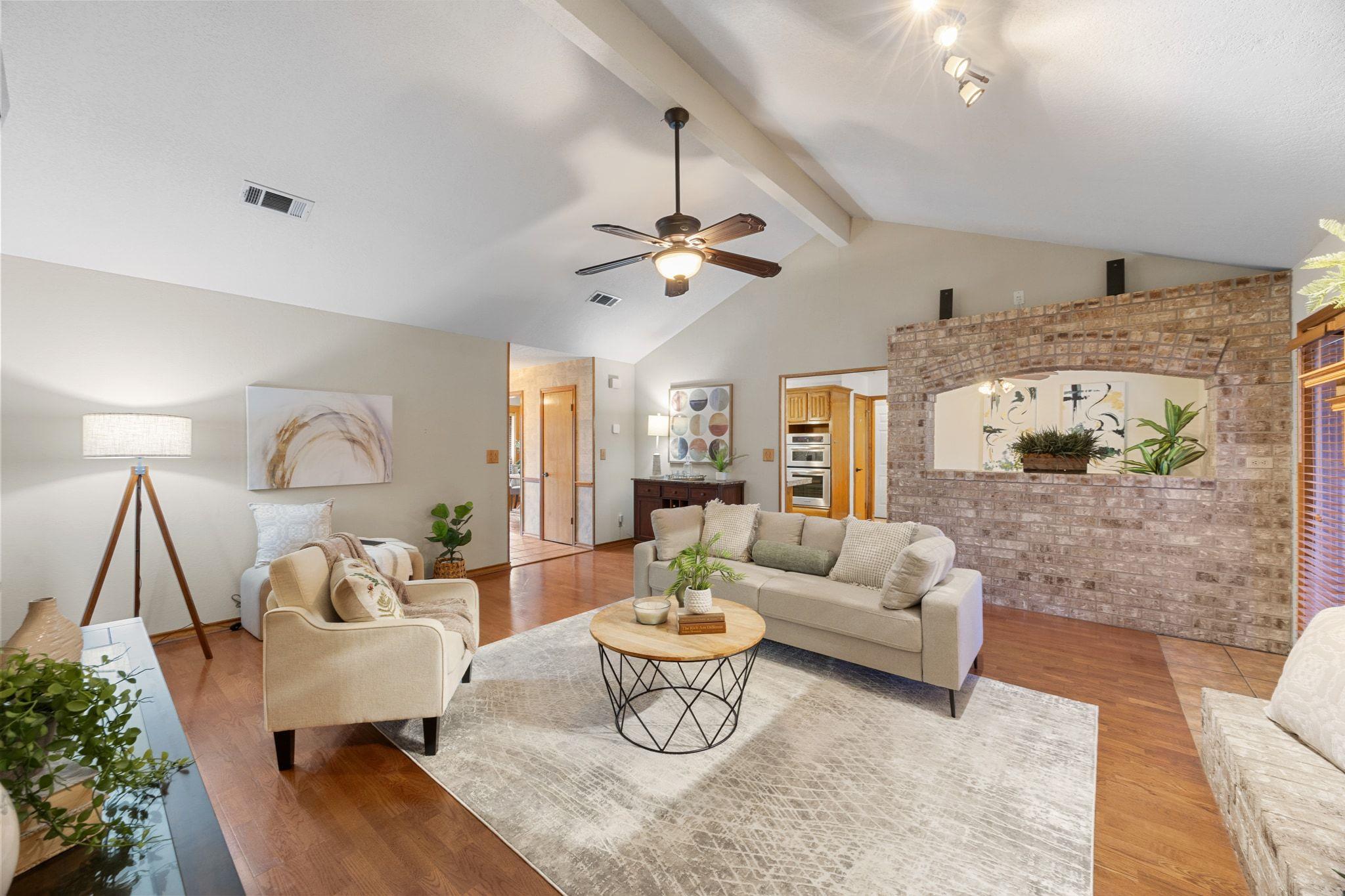 1346 Amistad Dr, Round Rock, TX 78664