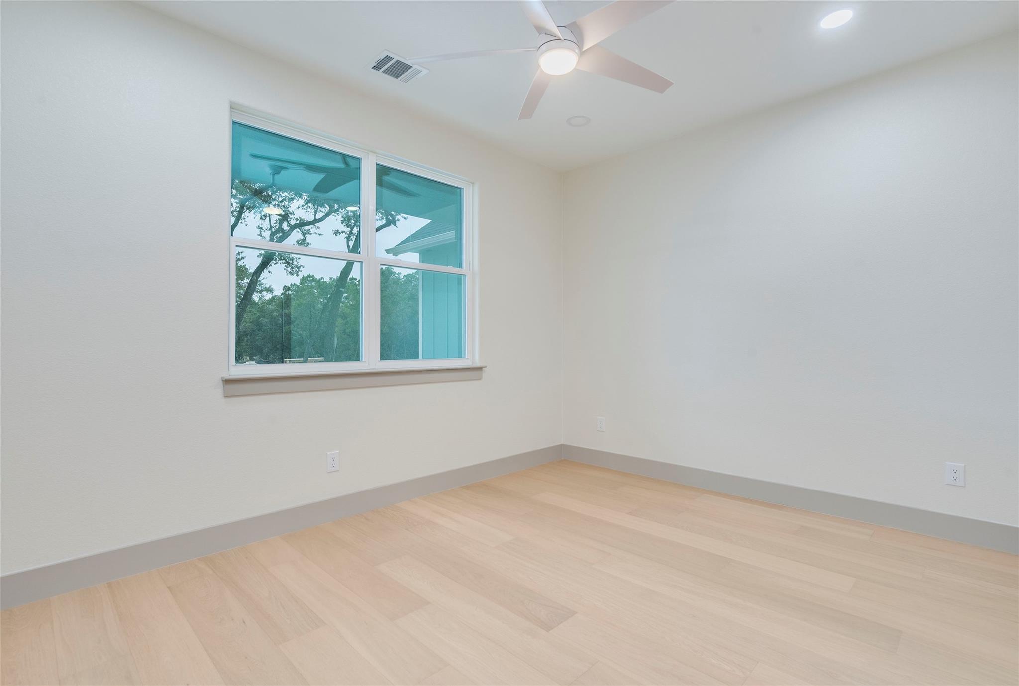 8 Huisache Ln, Wimberley, TX 78676