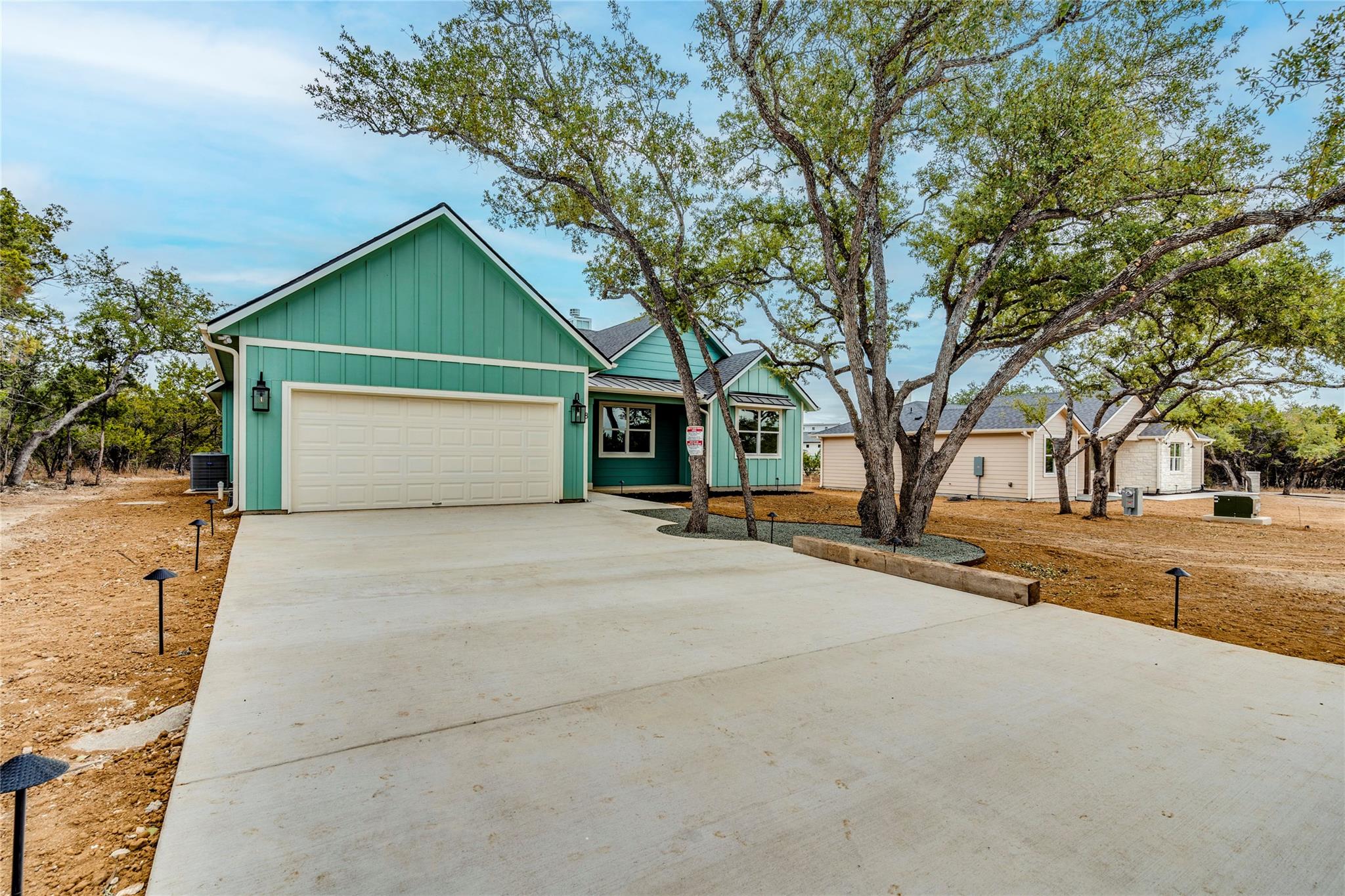 8 Huisache Ln, Wimberley, TX 78676