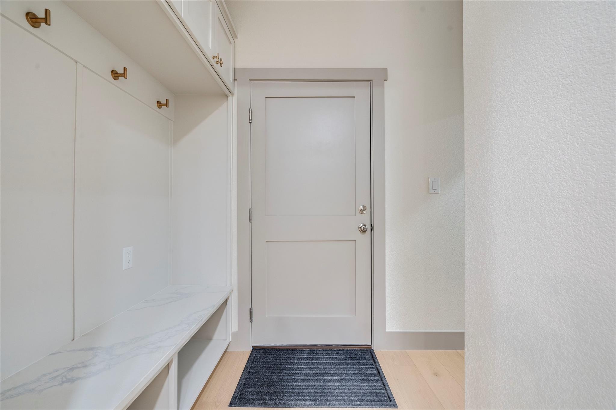 8 Huisache Ln, Wimberley, TX 78676