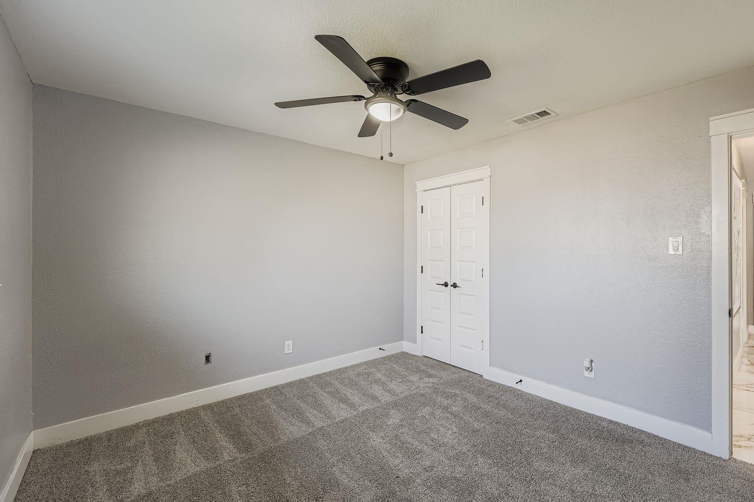 7004 E Meadow Bend Dr, Austin, TX 78724