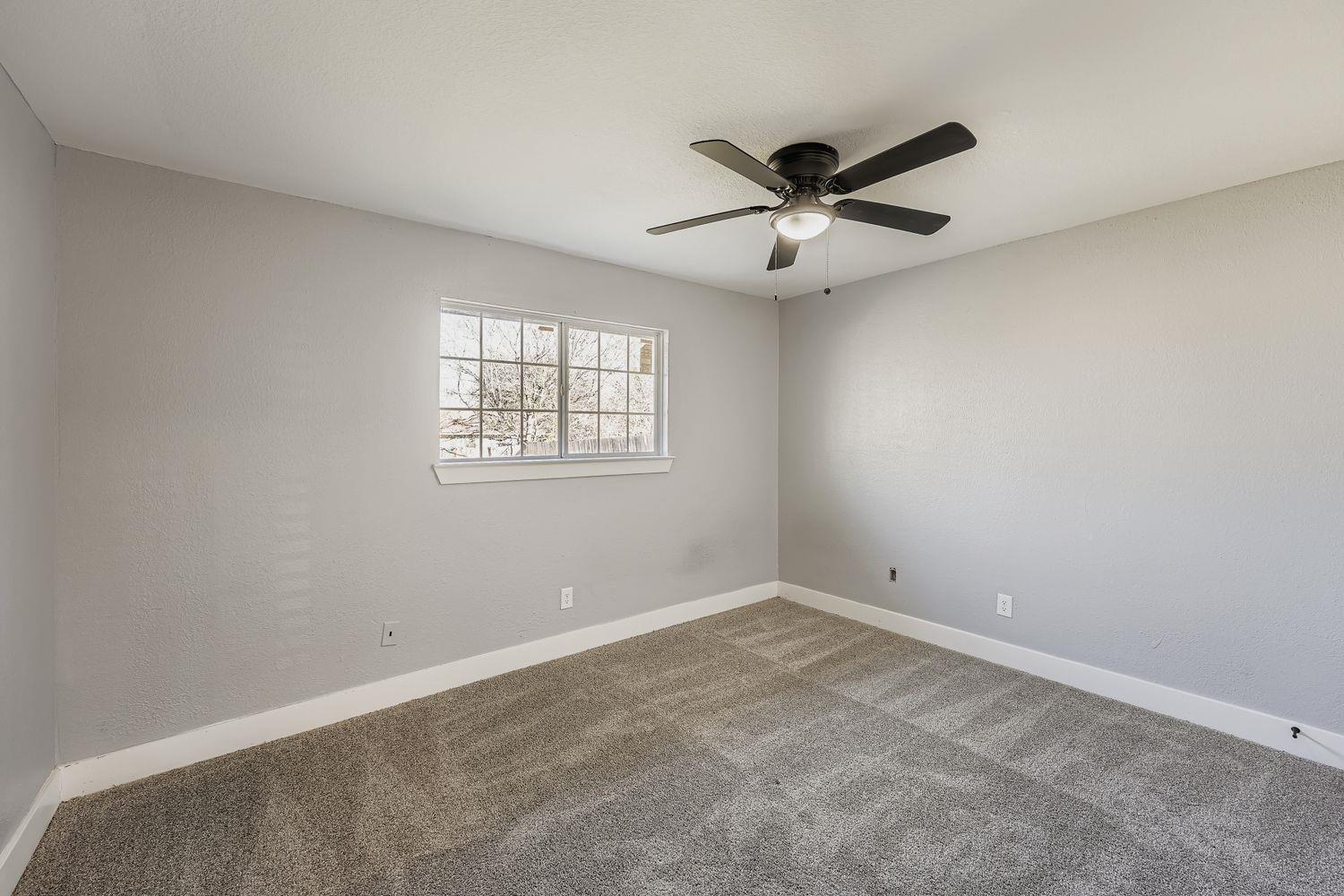 7004 E Meadow Bend Dr, Austin, TX 78724