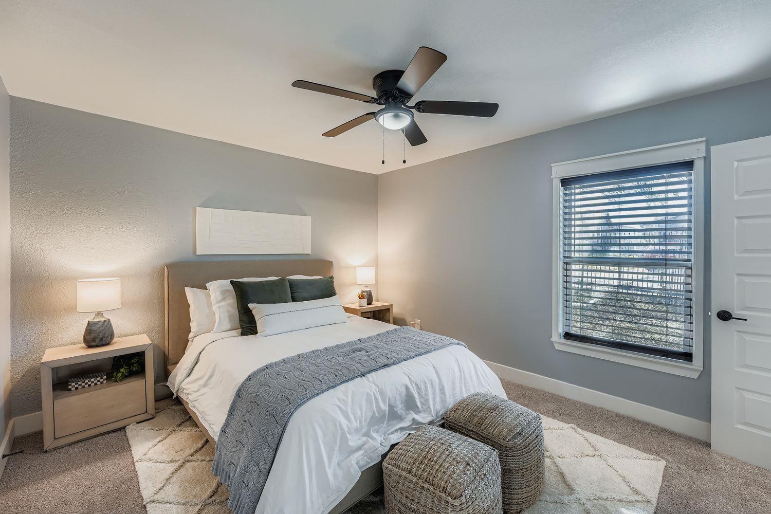 7004 E Meadow Bend Dr, Austin, TX 78724