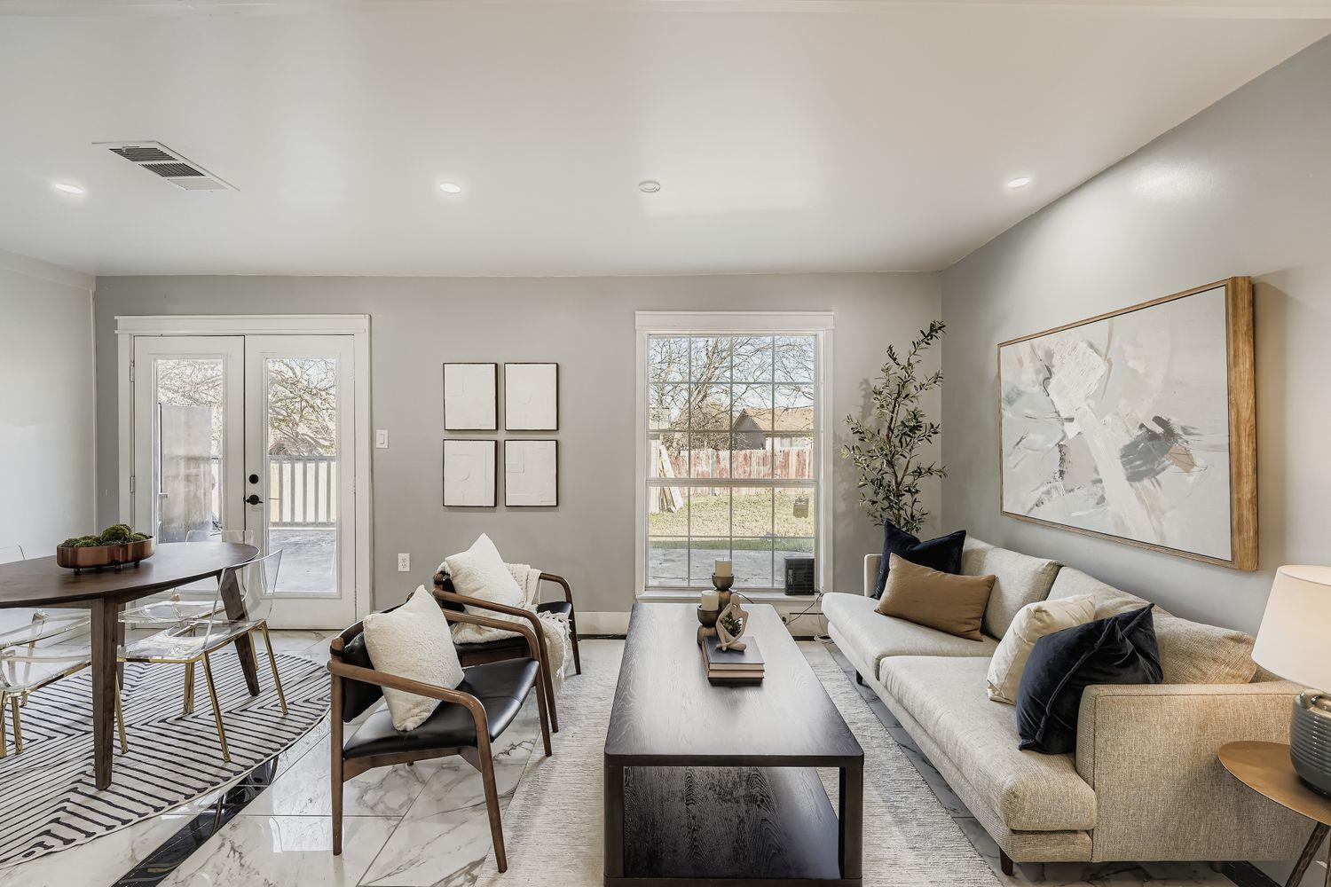 7004 E Meadow Bend Dr, Austin, TX 78724