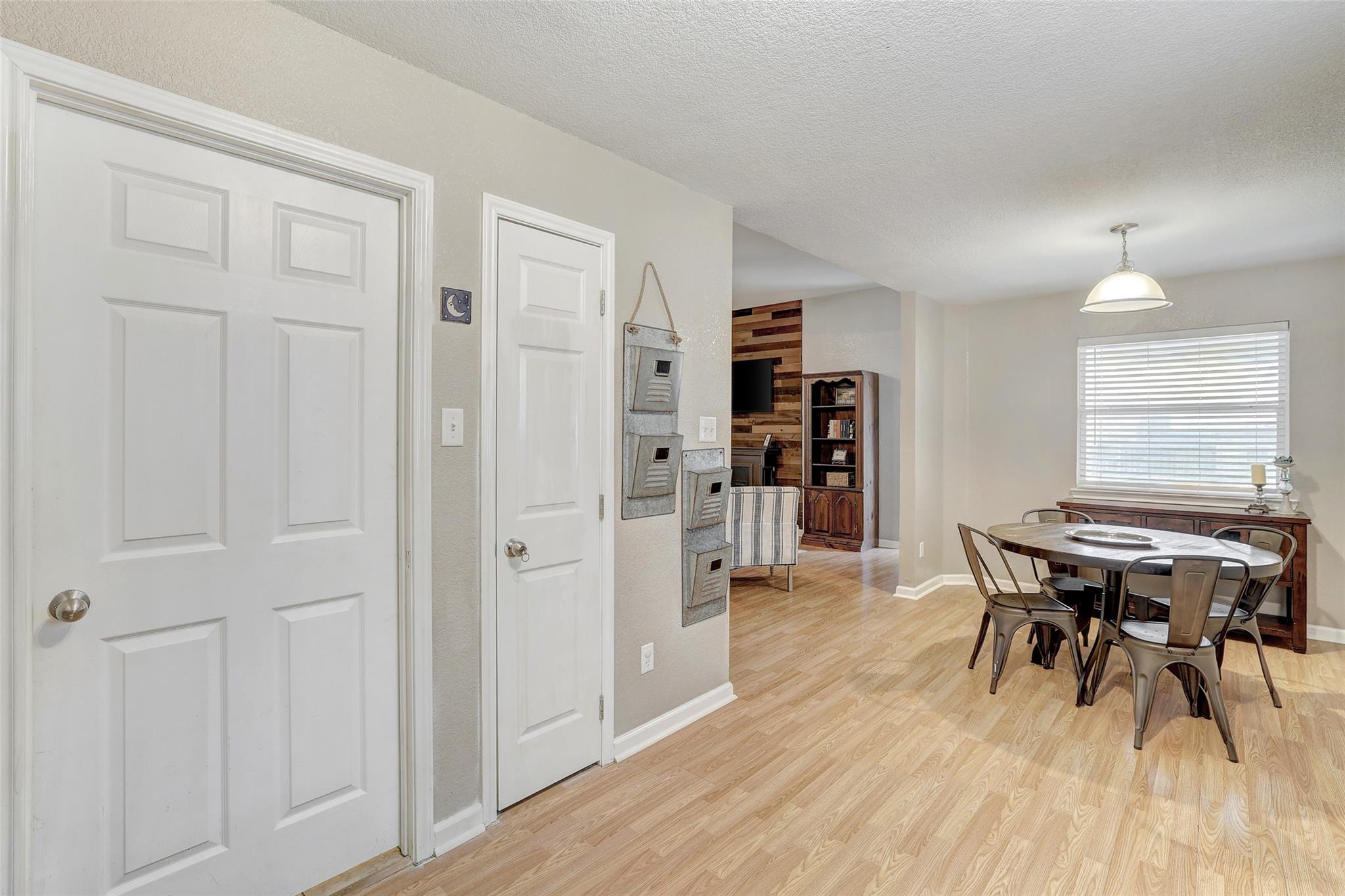 605 Copper Ct, Jarrell, TX 76537