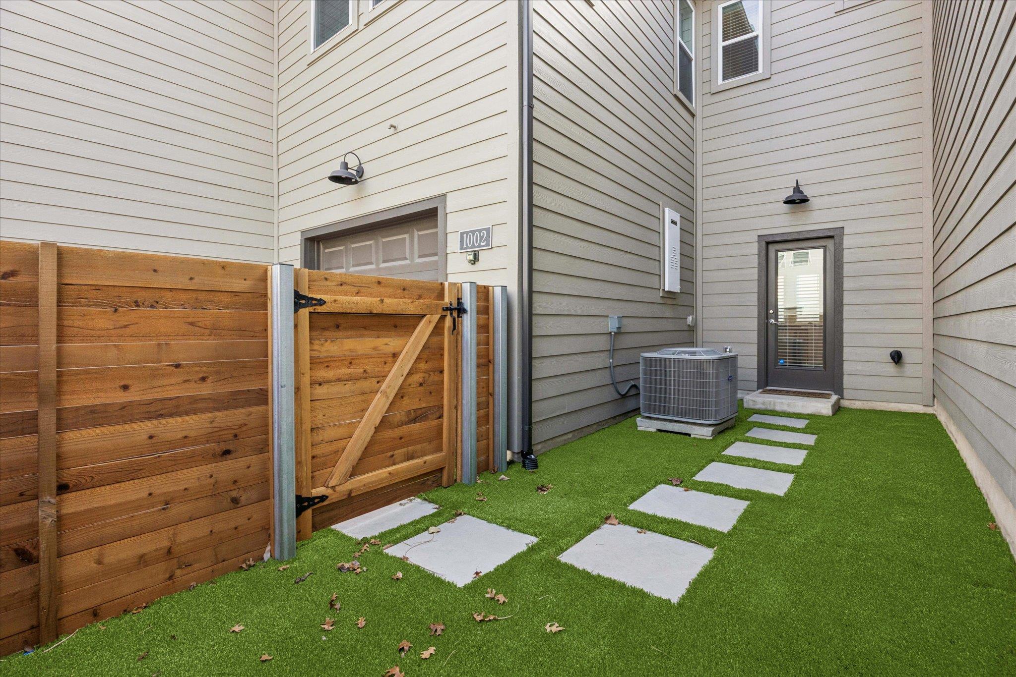 9015 Cattle Baron Path # 1002, Austin, TX 78747