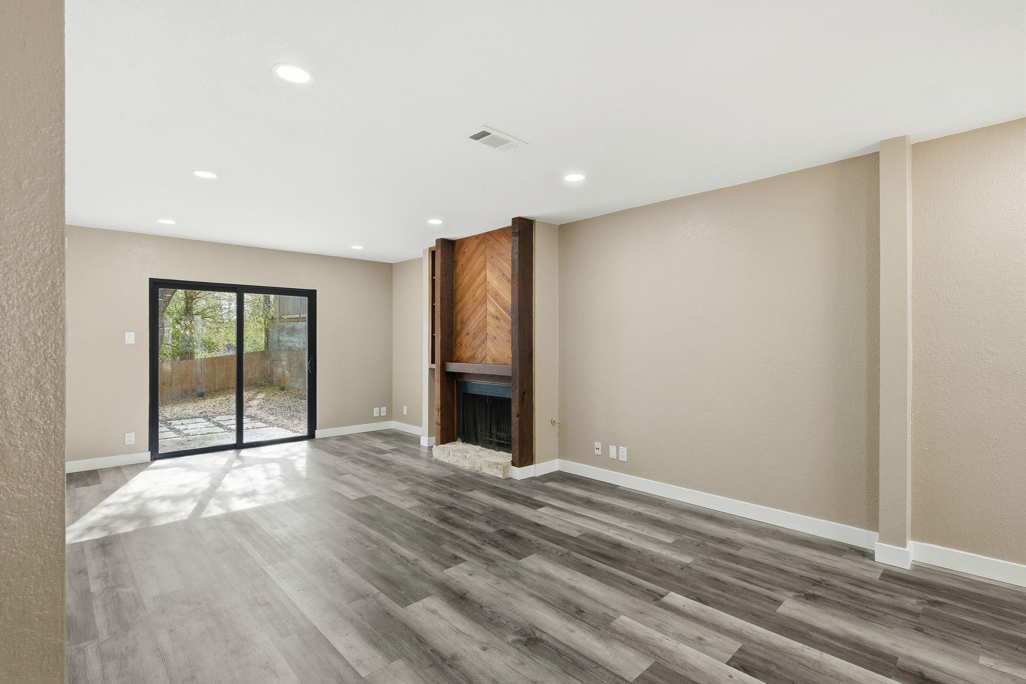 5605 Highland Crest Dr # B, Austin, TX 78731