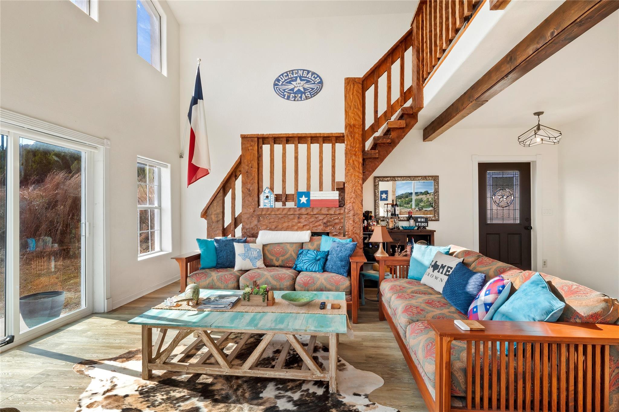 28543 Paradise Manor Dr, Marble Falls, TX 78654