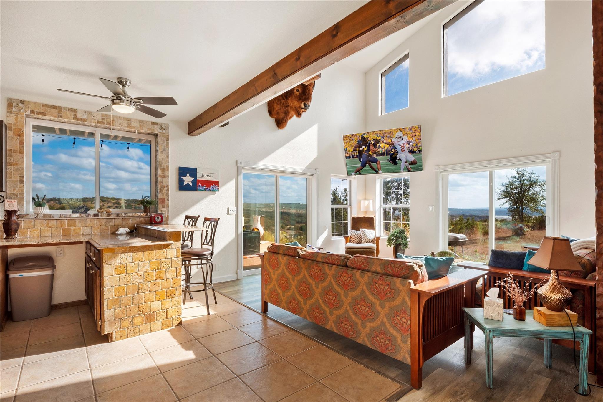 28543 Paradise Manor Dr, Marble Falls, TX 78654