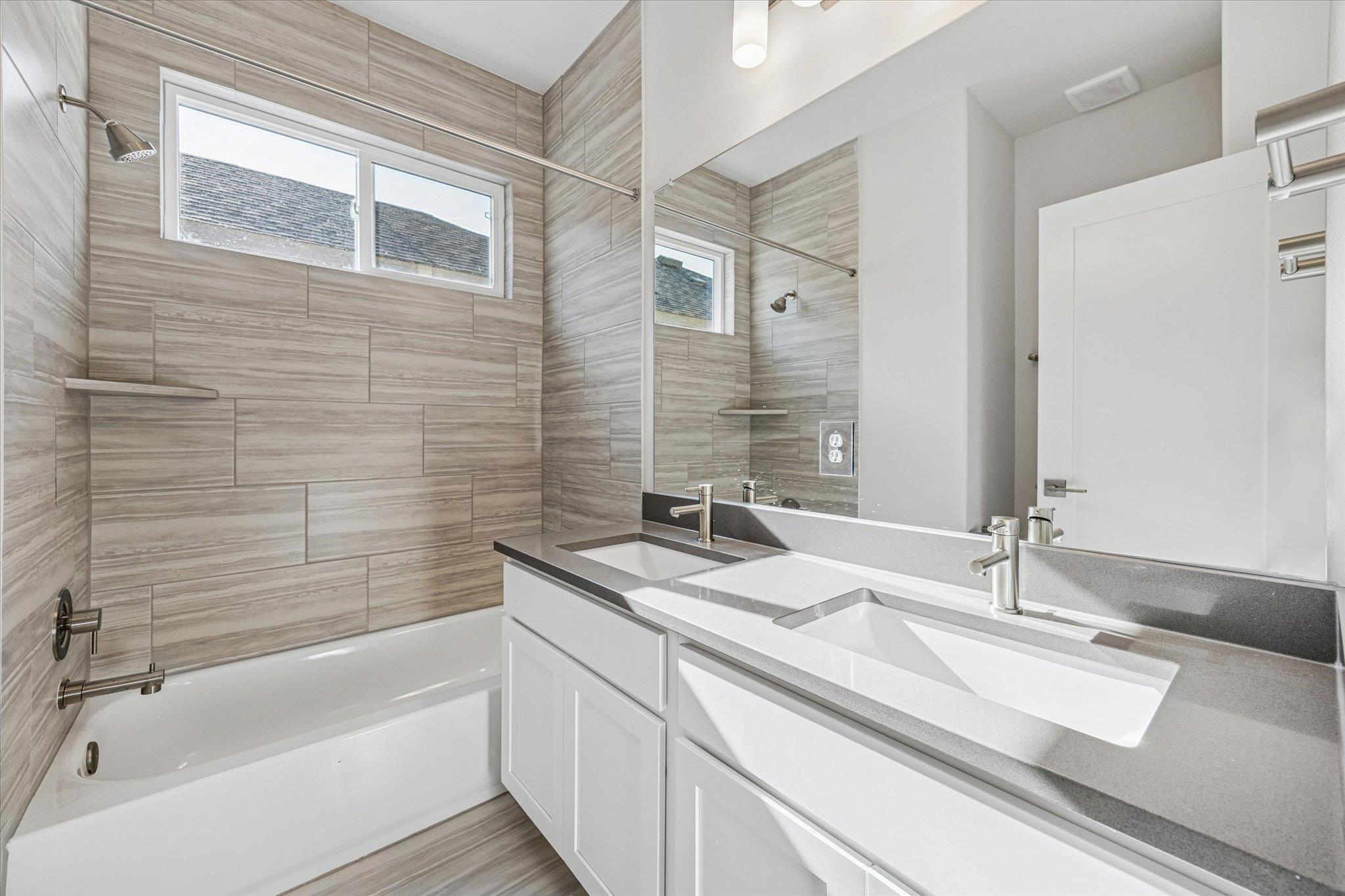 1531 N Red Bud Ln # 24, Round Rock, TX 78665