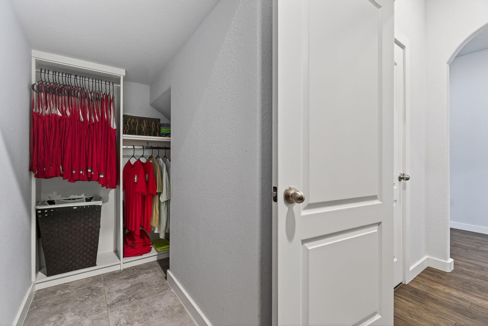 157 Firethorn Dr, Buda, TX 78610