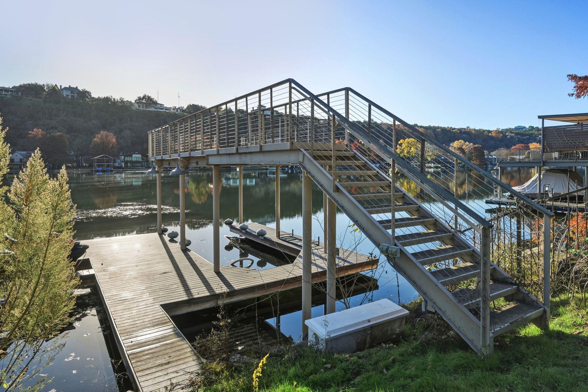 3607 Robbins Rd, Austin, TX 78730