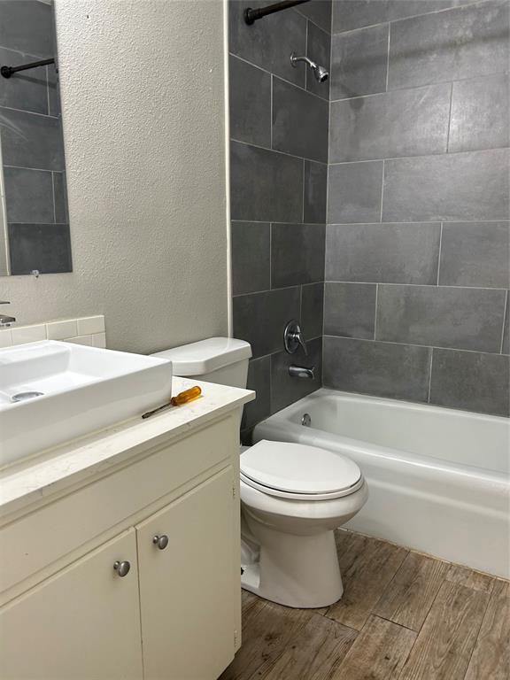 1910 Westridge Dr # B, Austin, TX 78704