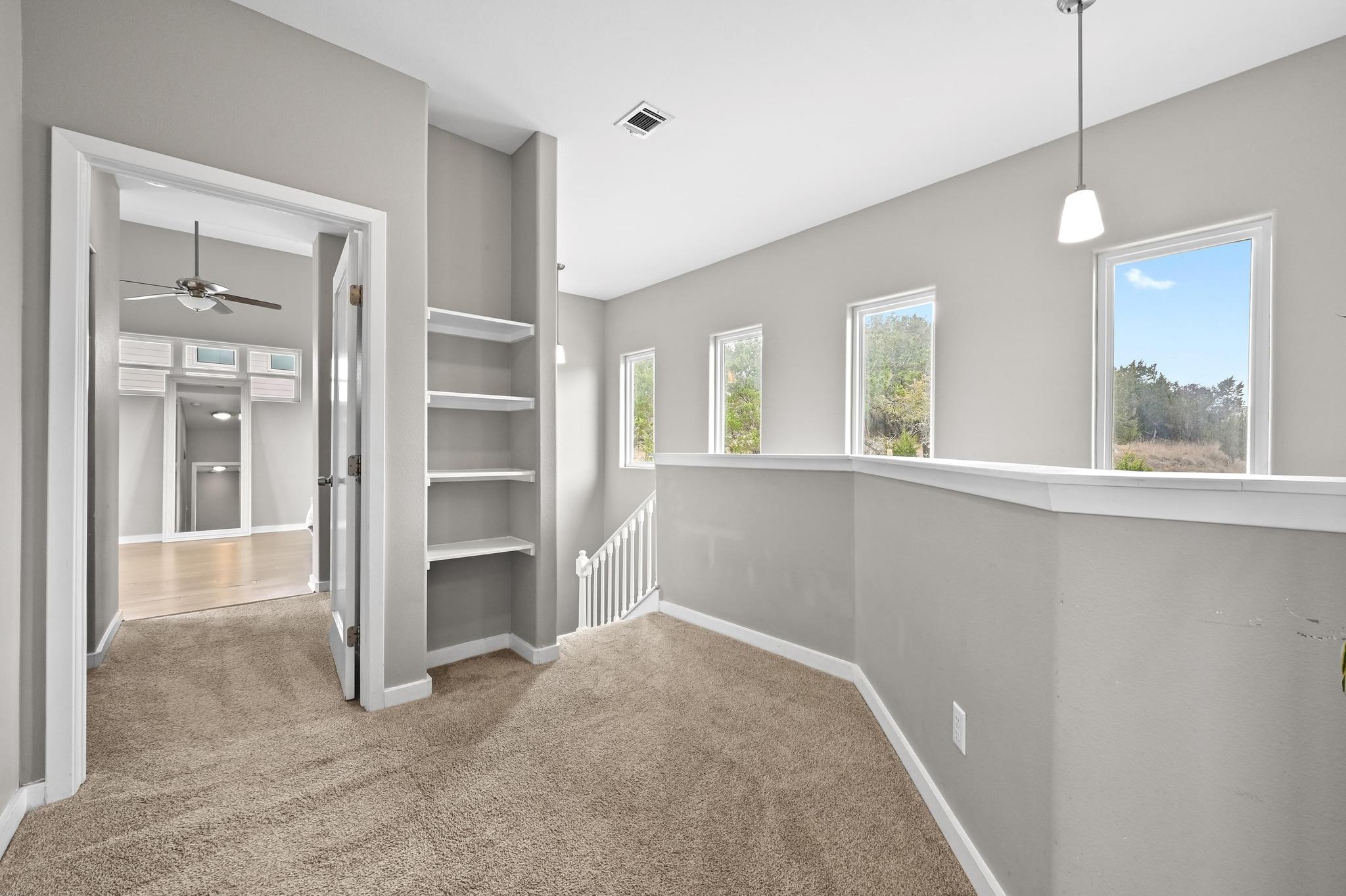 17305 Lake Wood Cir, Dripping Springs, TX 78620