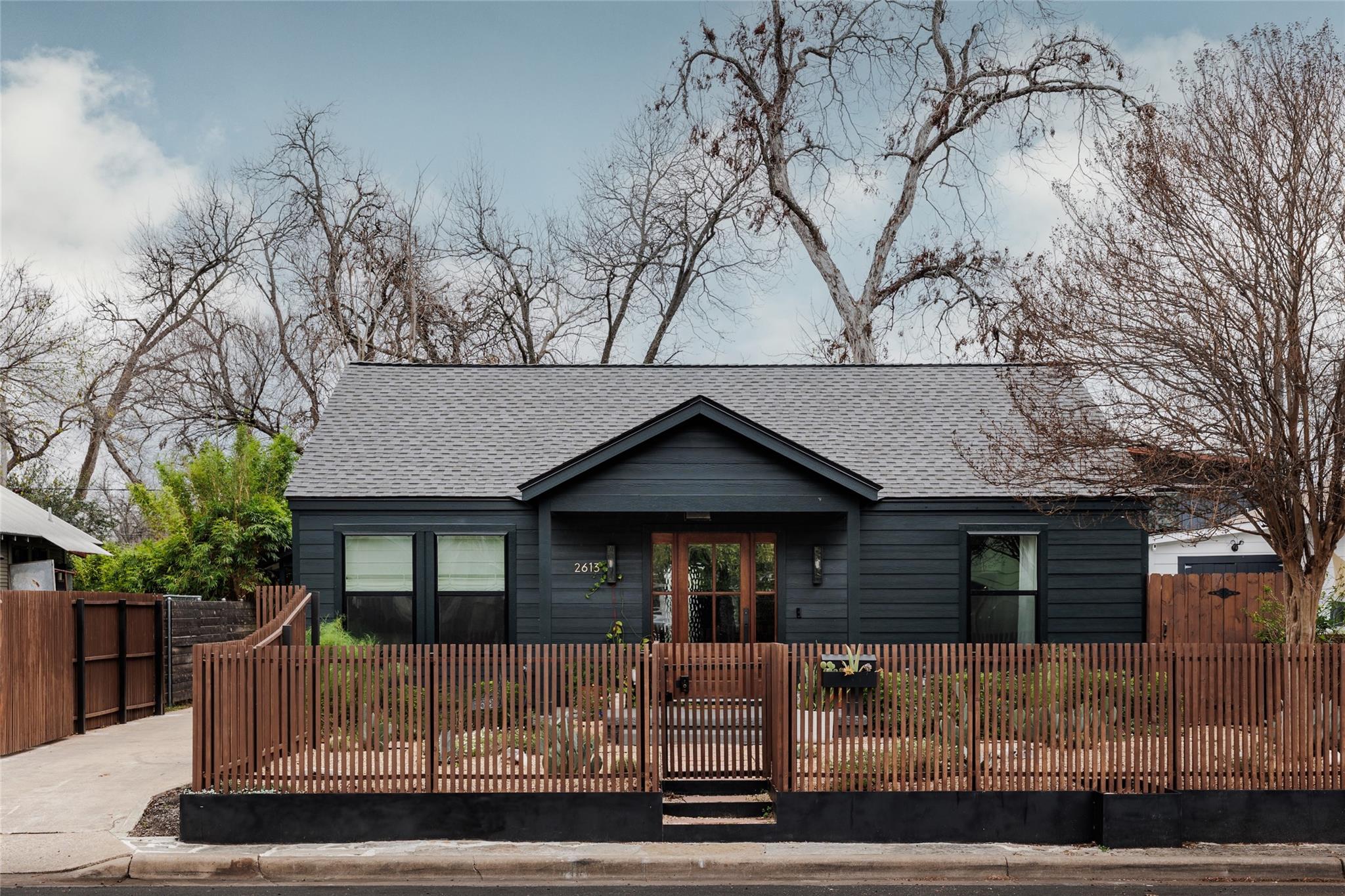 2613 E 2nd St, Austin, TX 78702