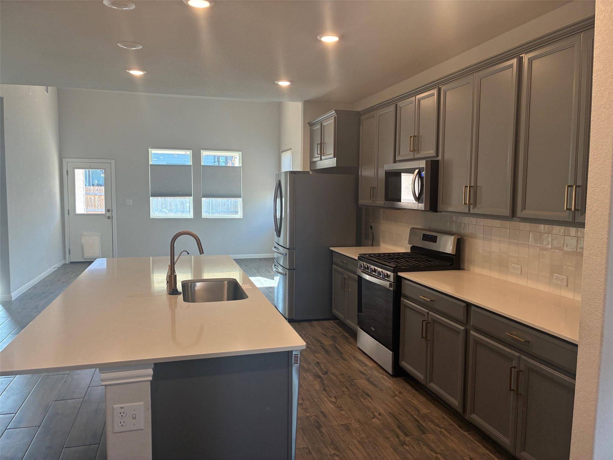 2509 Berryville Ln, Leander, TX 78641