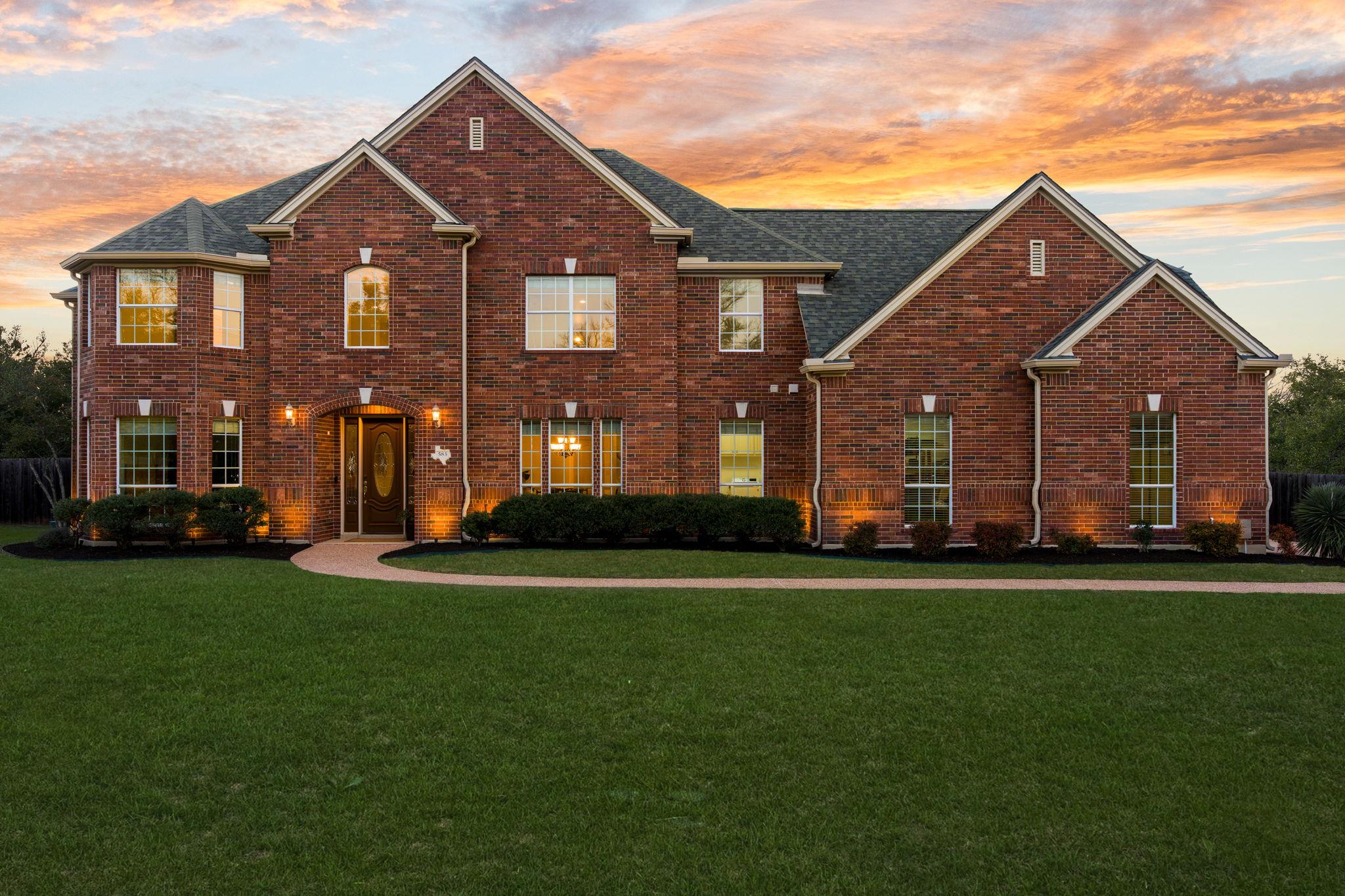 583 W Overlook Mountain Rd, Buda, TX 78610