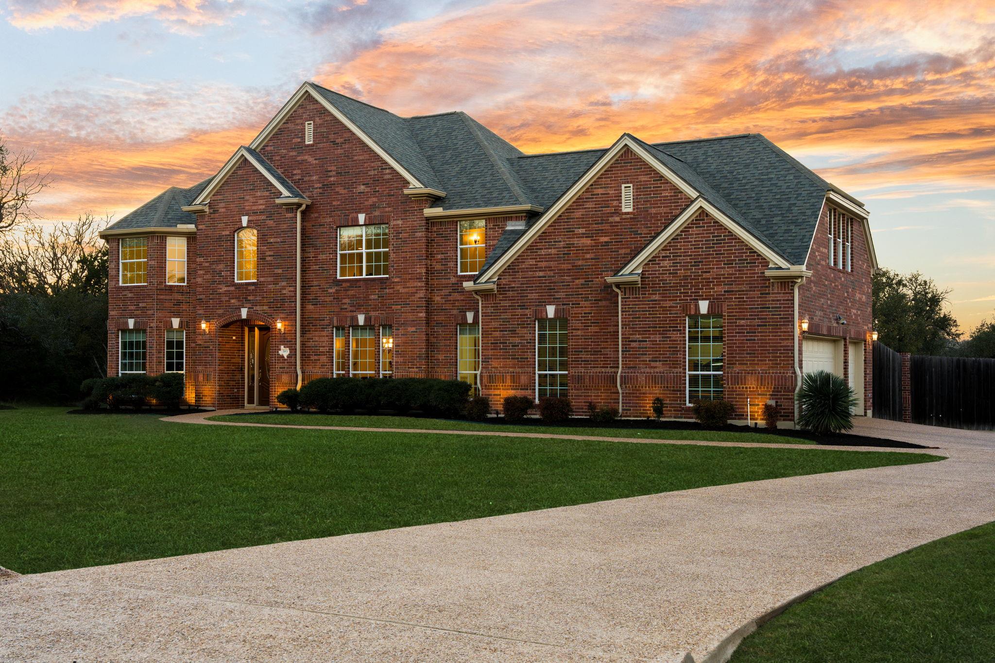 583 W Overlook Mountain Rd, Buda, TX 78610