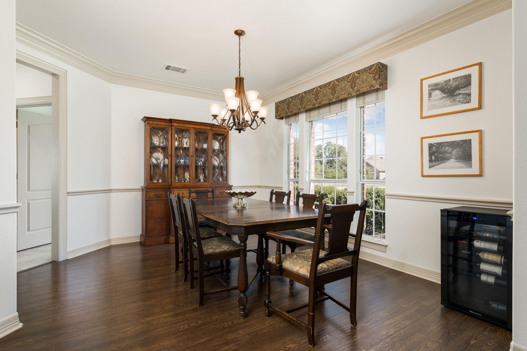 583 W Overlook Mountain Rd, Buda, TX 78610